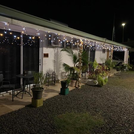 Faaa A Tomo Mai Homestay, Close To Airport, Private Bathroom Free Parking And Wifi With High Connection And Breakfast Optional מראה חיצוני תמונה