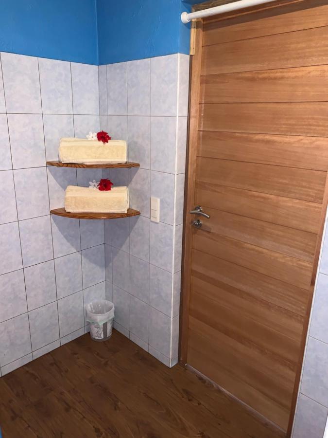 Faaa A Tomo Mai Homestay, Close To Airport, Private Bathroom Free Parking And Wifi With High Connection And Breakfast Optional מראה חיצוני תמונה