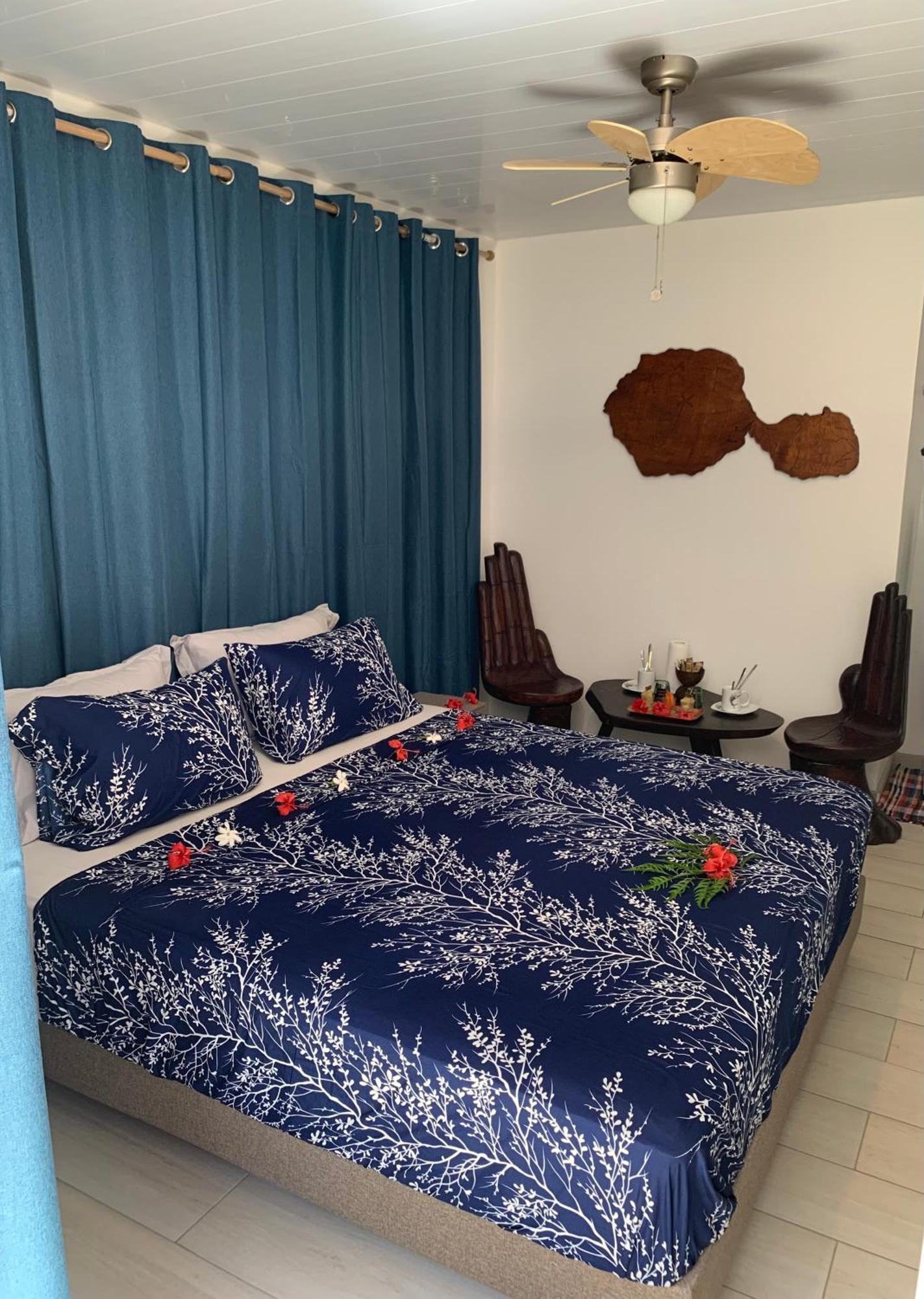 Faaa A Tomo Mai Homestay, Close To Airport, Private Bathroom Free Parking And Wifi With High Connection And Breakfast Optional מראה חיצוני תמונה