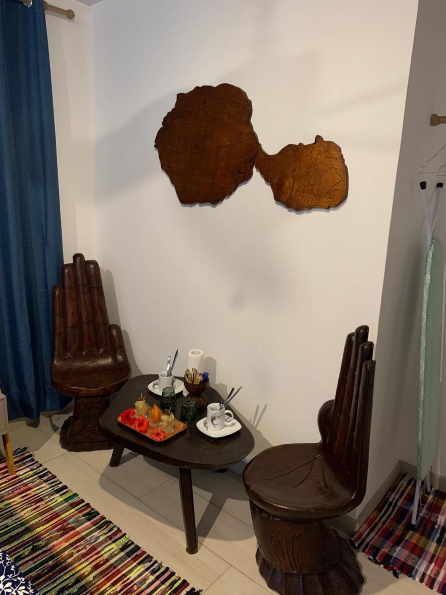 Faaa A Tomo Mai Homestay, Close To Airport, Private Bathroom Free Parking And Wifi With High Connection And Breakfast Optional מראה חיצוני תמונה