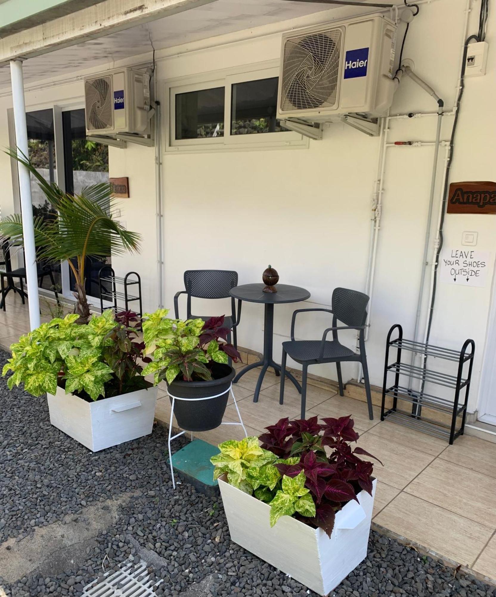 Faaa A Tomo Mai Homestay, Close To Airport, Private Bathroom Free Parking And Wifi With High Connection And Breakfast Optional מראה חיצוני תמונה